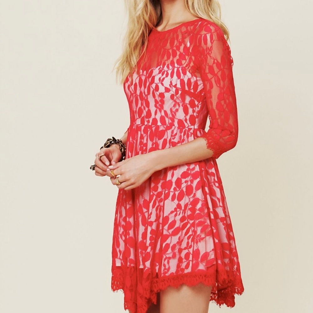 𝐅𝐑𝐄𝐄 𝐏𝐄𝐎𝐏𝐋𝐄 ✌️ Floral Mesh Lace Dress Red